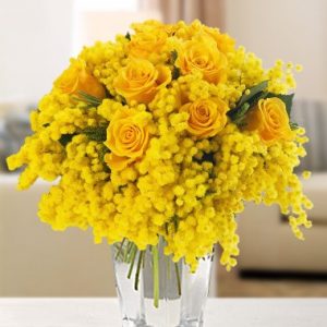 Bouquet mimosa e rose gialle